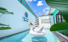 Ubu Flamboyan - 3 Bedroom In Yogyakarta Ngaglik